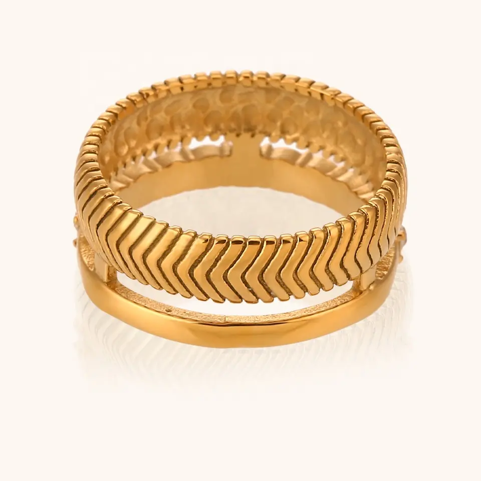 Adina Ring